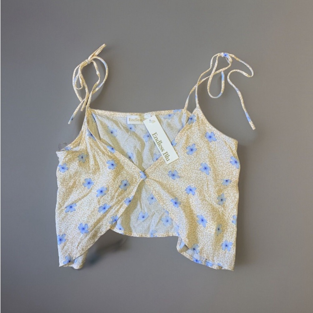 NWT Endless Blu Blue Floral Tie-Front Crop Top - Size Medium